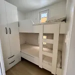 Luxury Houseboat Lavender Feriehus