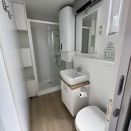 Luxury Houseboat Lavender Feriehus *