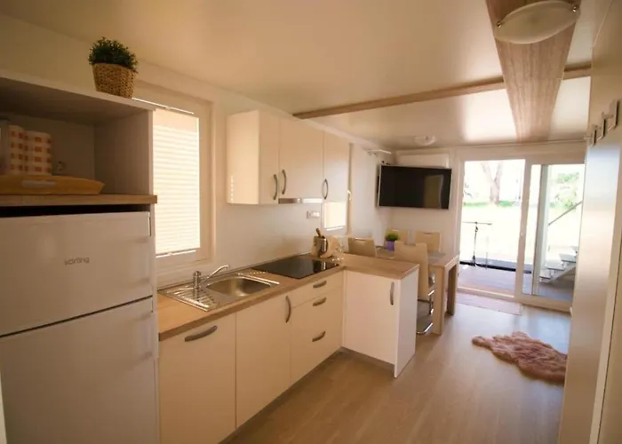 Luxury Houseboat Lavender Prázdninový dům Portorož