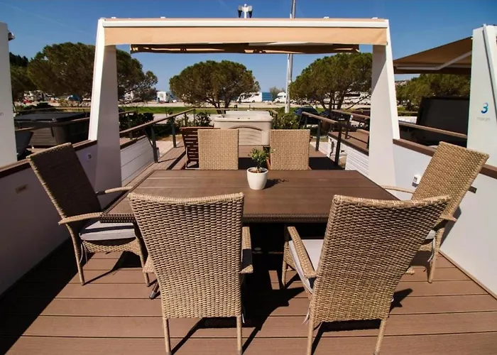 Luxury Houseboat Lavender Portorož